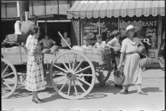 Marion-Post-Wolcott-Selling-watermelons-on-Saturdays-and-court-day-in-Jackson-Breathitt-County-Kentucky.mm-1940